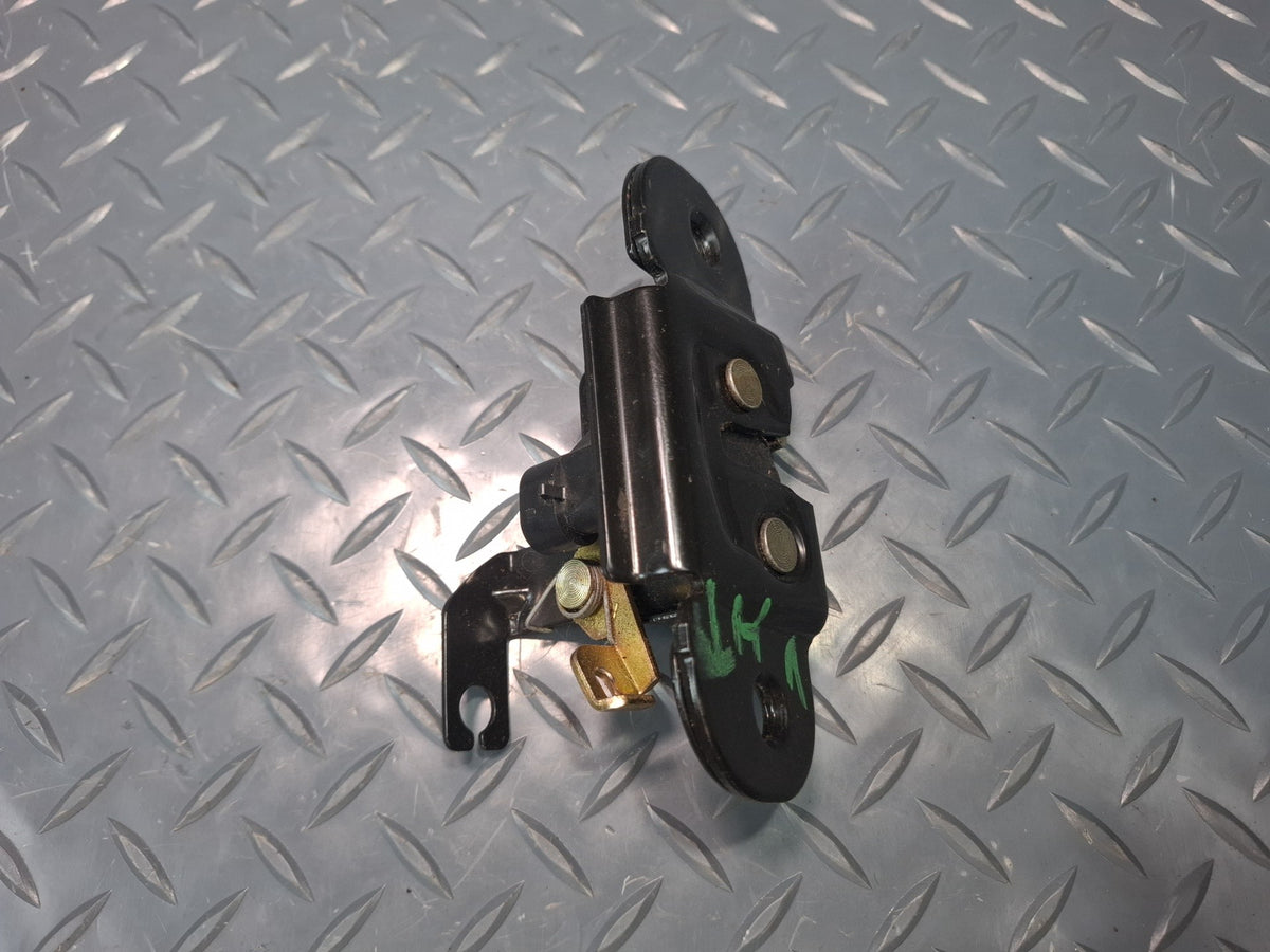 2003-2009 Hummer H2 Rear Trunk Lid Tailgate Liftgate Trunk Lock Latch Set