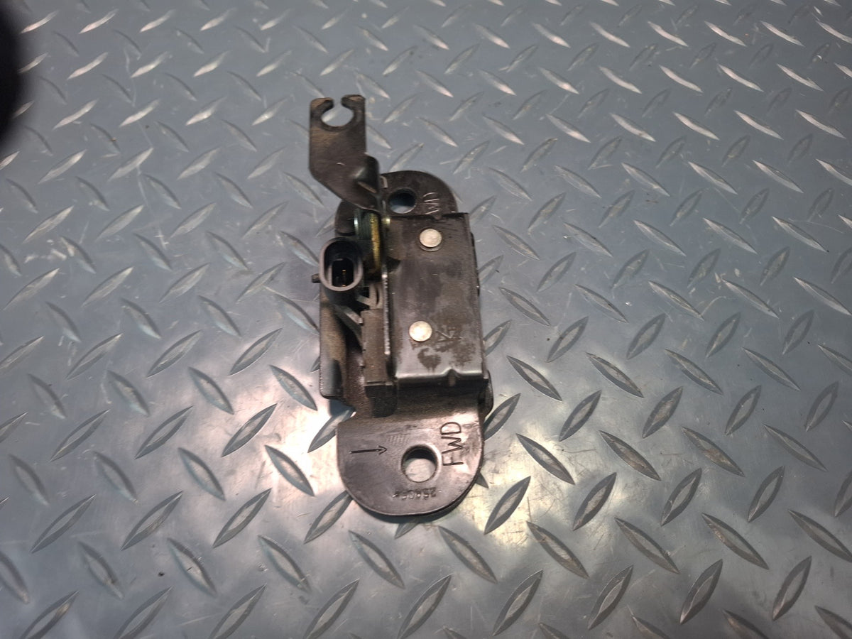 2003-2009 Hummer H2 Rear Trunk Lid Tailgate Liftgate Trunk Lock Latch Set