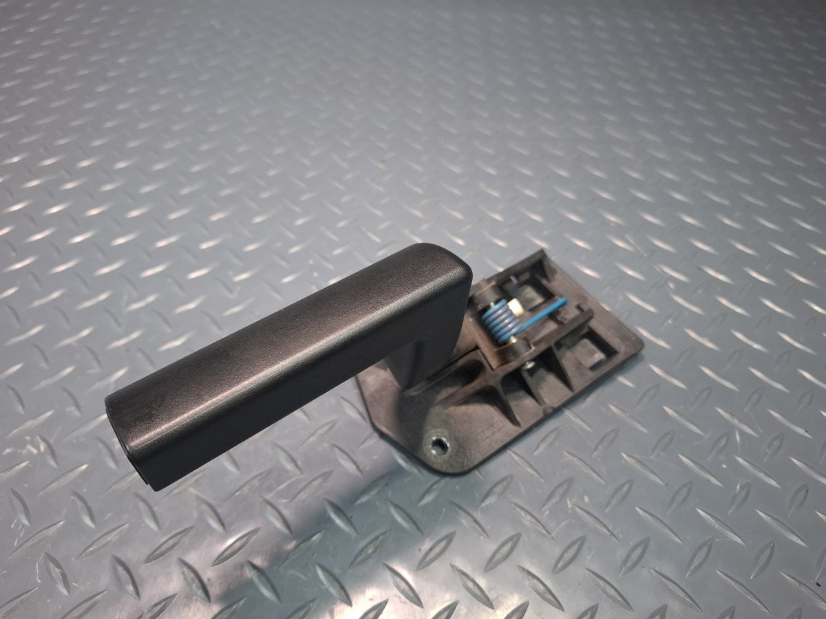 2003-2007 Hummer H2 Front Left Driver Side Door Interior Handle
