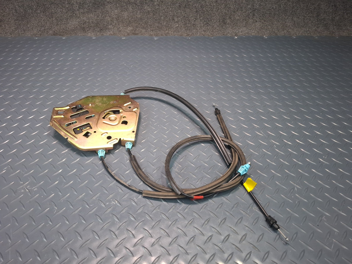 2003-2009 Hummer H2 Rear Trunk Lid Tailgate Liftgate Lock Latch W/ Cables