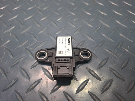 2003-2007 Hummer H2 YAW Turn Rate Acceleration Speed Sensor 15181002