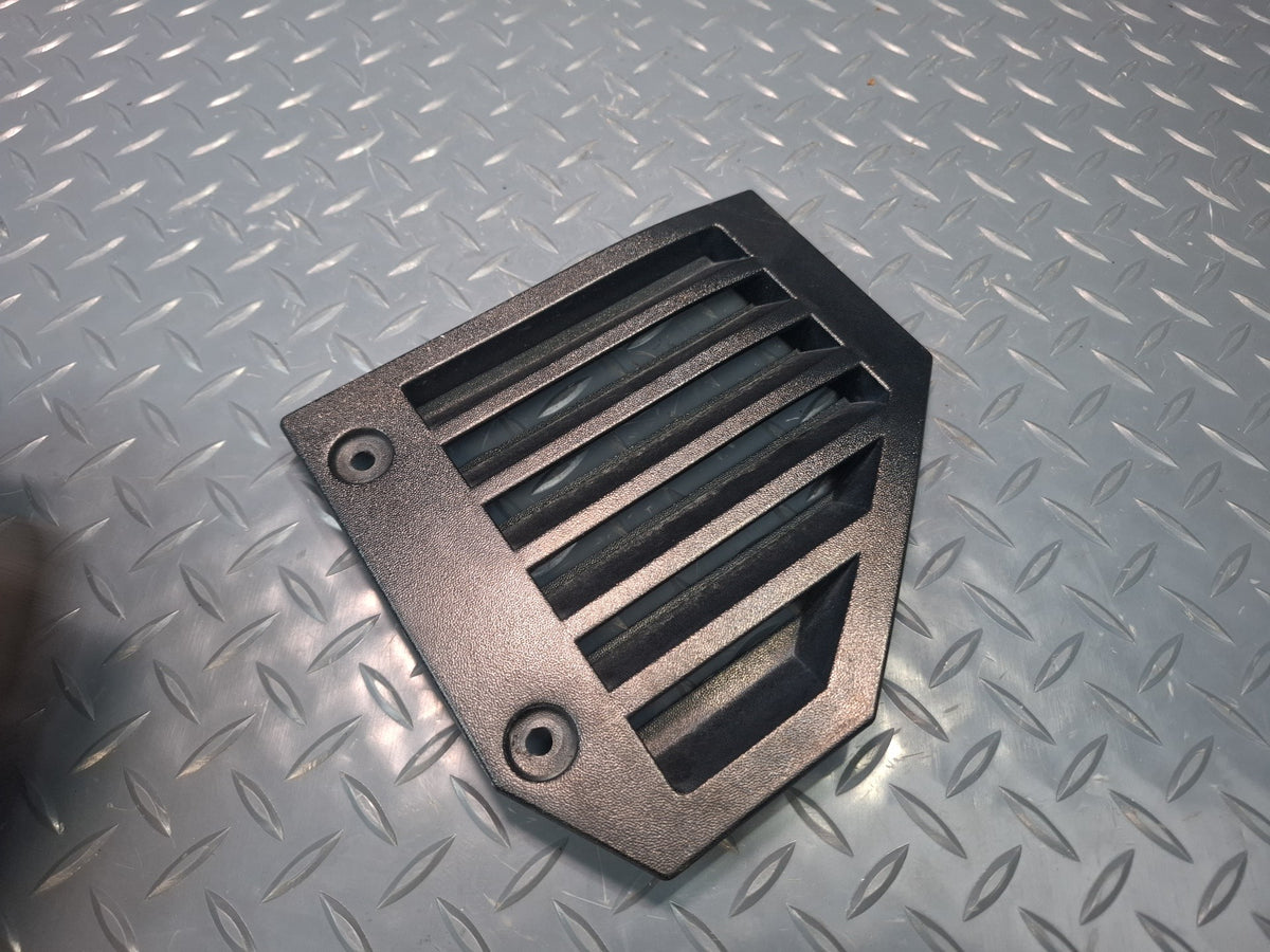 2006 Hummer H2 Front Left Side Fender Vent Grille Trim Molding