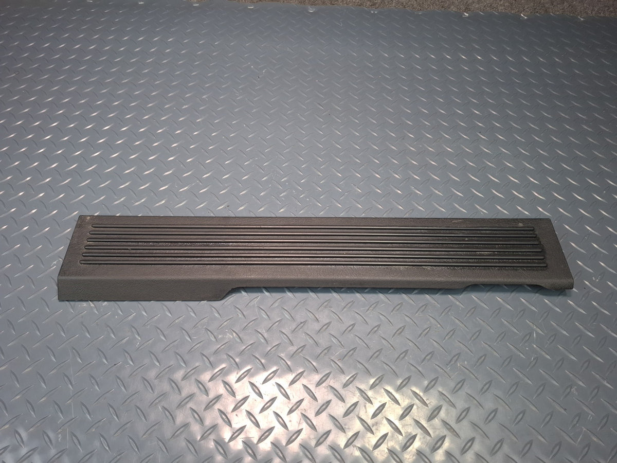 2003-2009 Hummer H2 Front Left & Right Door Scuff Sill Plate Trim Panel Set of 2