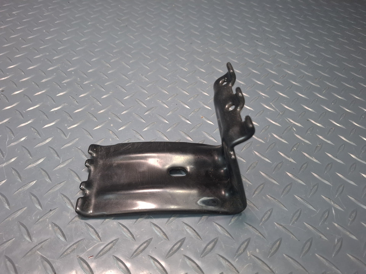 2003-2007 Hummer H2 Emergency Spare Tire Wheel Chocks Block Set