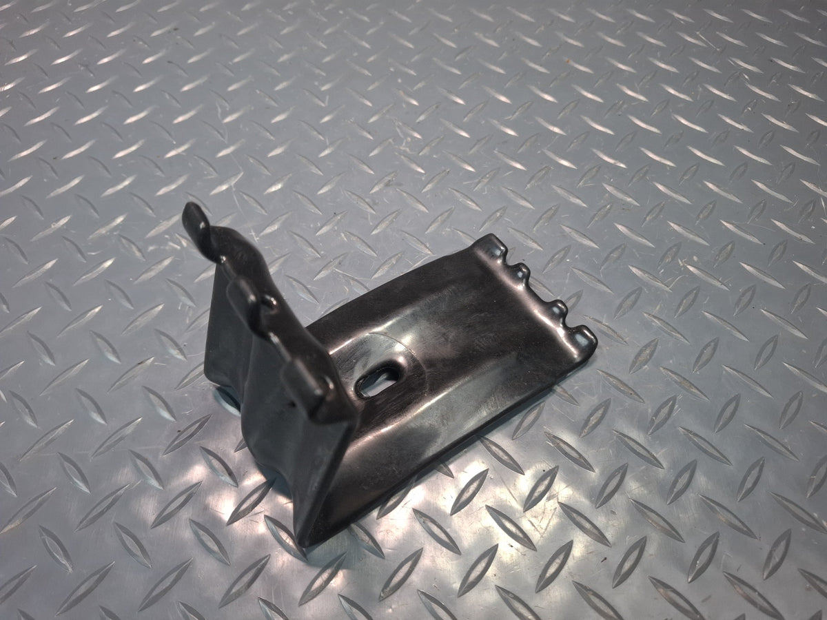 2003-2007 Hummer H2 Emergency Spare Tire Wheel Chocks Block Set