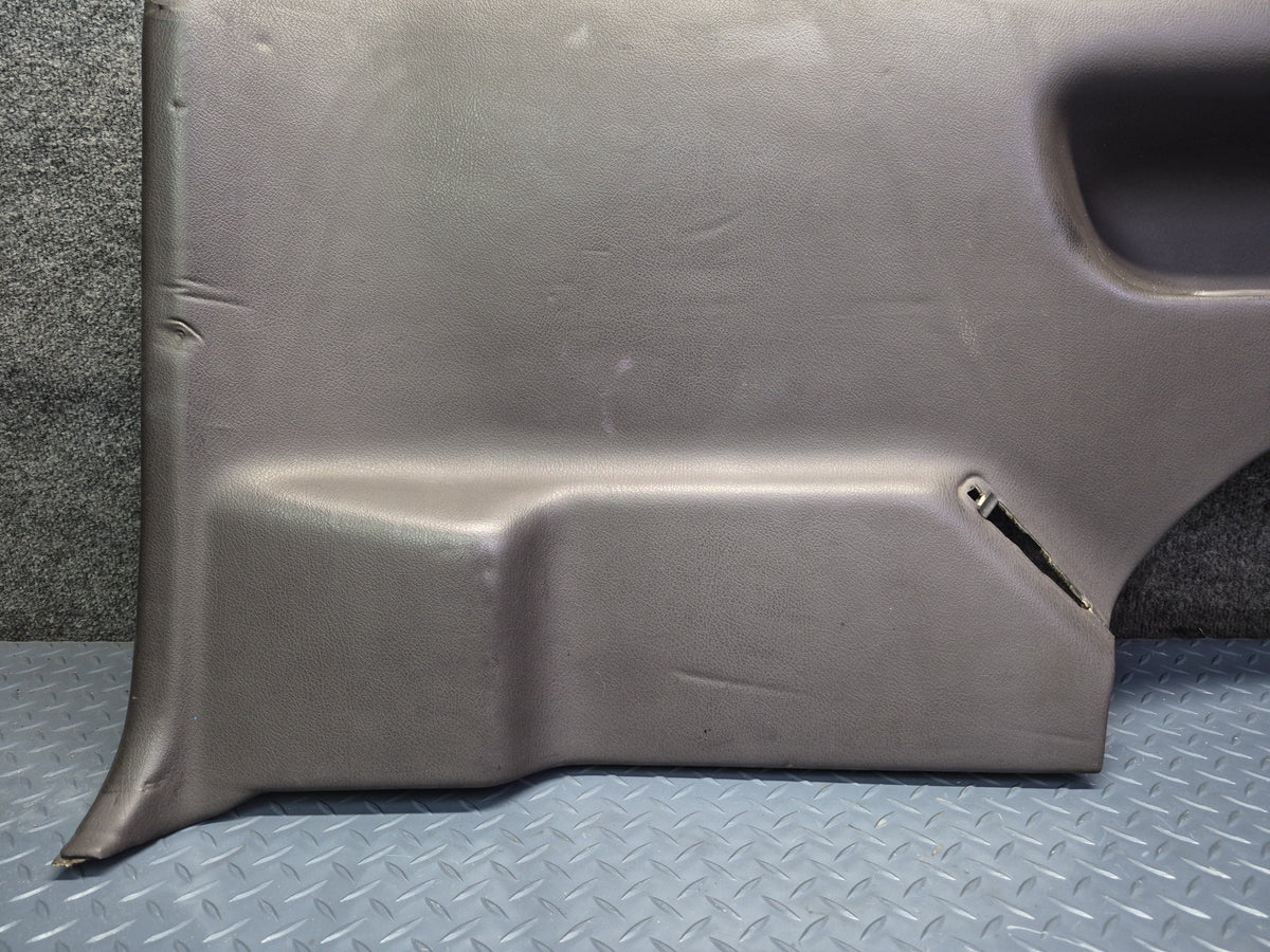 94-95 Toyota Hiace KZH106W Rear Left Quarter Panel Trim Set Brown Damaged