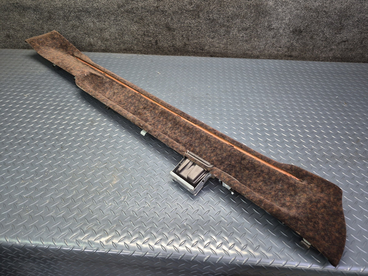 94-95 Toyota Hiace KZH106W Rear Left Quarter Panel Trim Set Brown Damaged