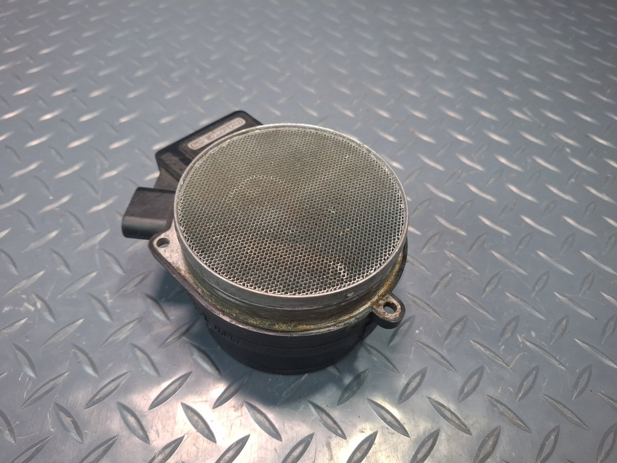 2003-2007 Hummer H2 Mass Air Flow Meter MAF Sensor