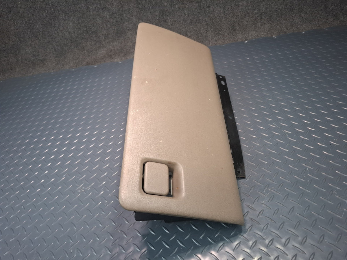 2003-2007 Hummer H2 Dash Glove Box Compartment Storage