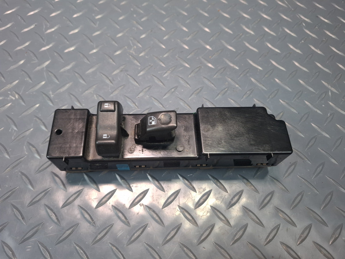 2005-2007 Hummer H2 Front Right Side Door Power Window Mirror Switch 15262336