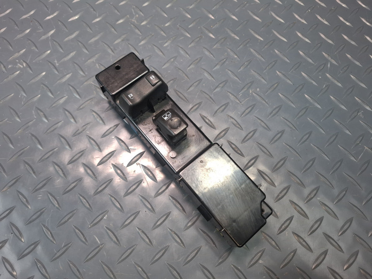 2005-2007 Hummer H2 Front Right Side Door Power Window Mirror Switch 15262336