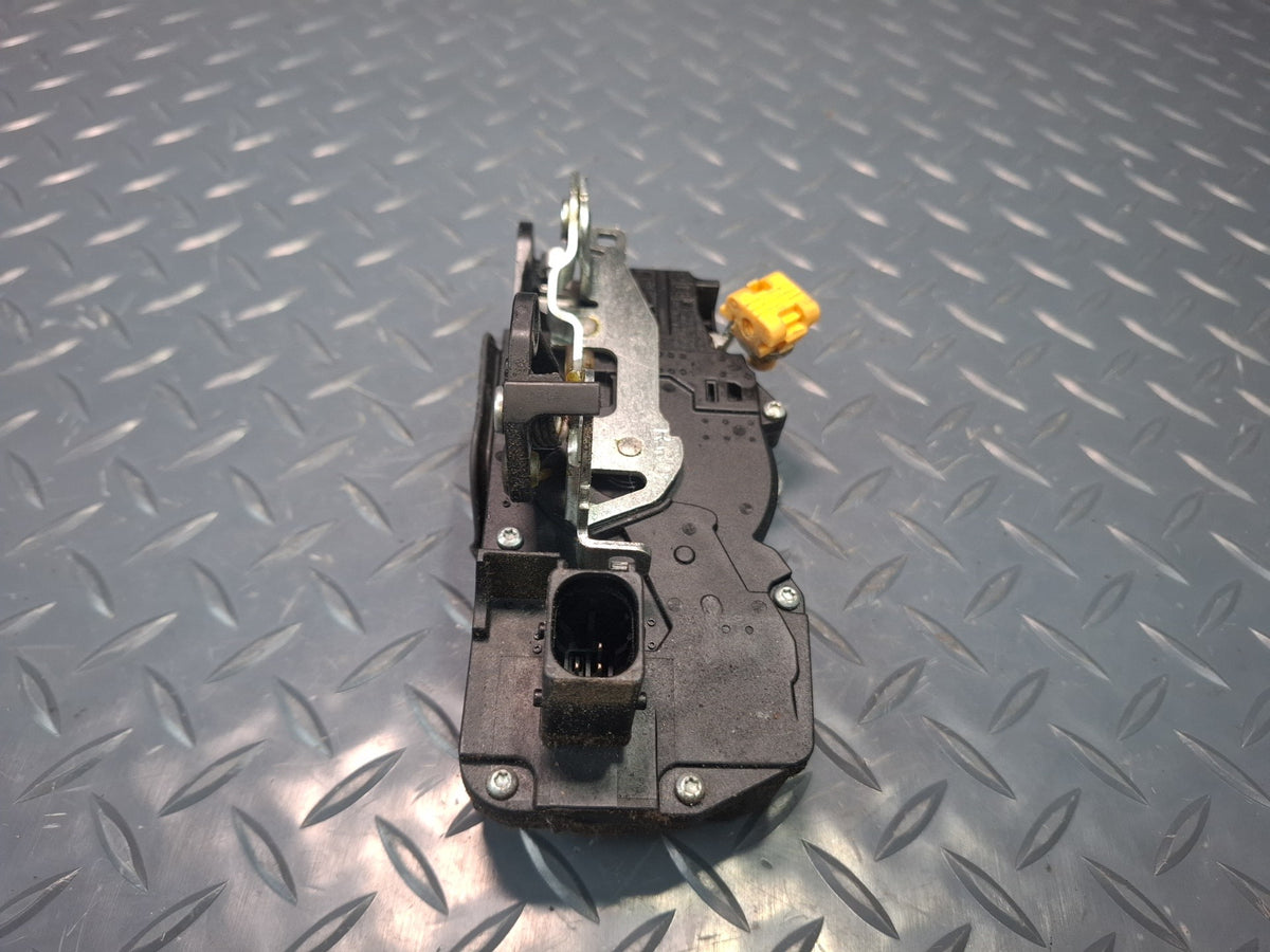 2003-2007 Hummer H2 Front Right Pass Side Door Lock Latch Actuator