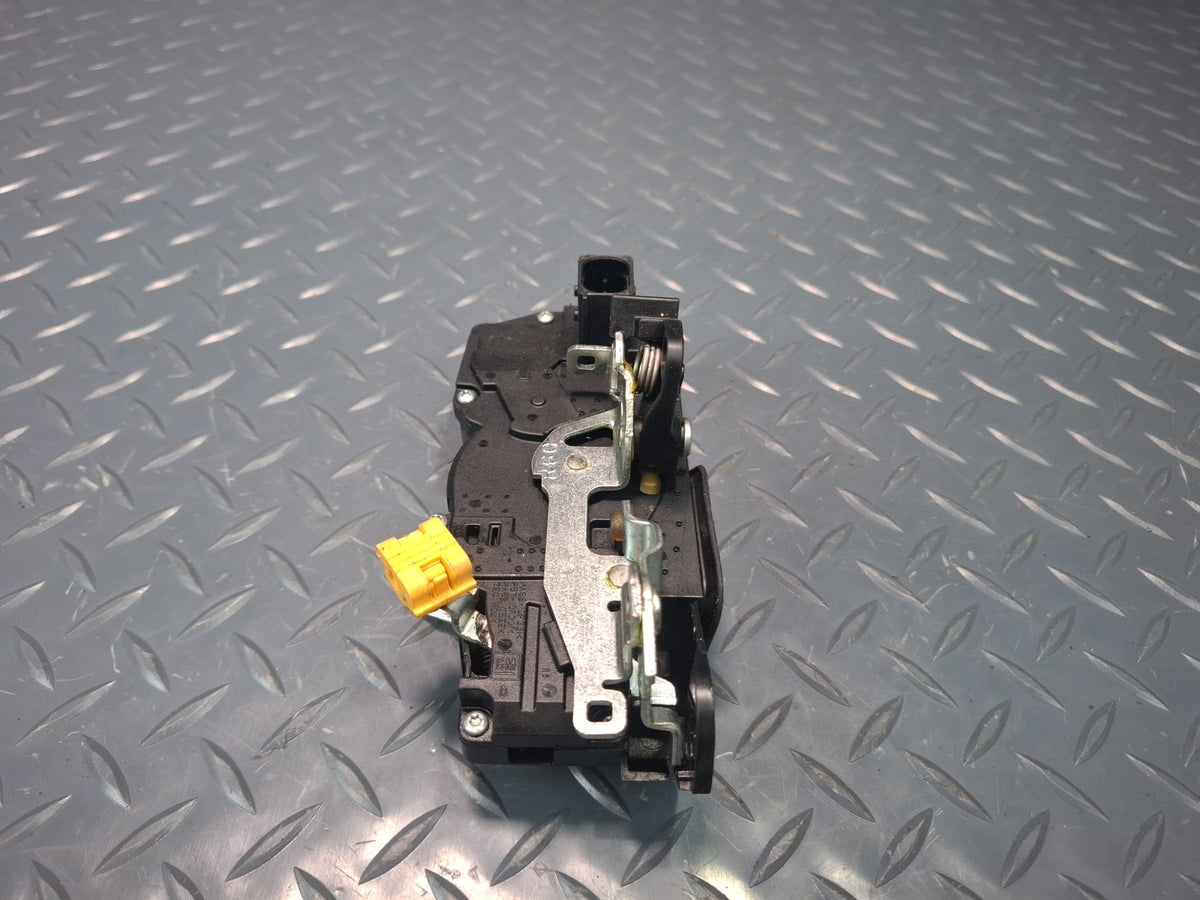 2003-2007 Hummer H2 Front Right Pass Side Door Lock Latch Actuator