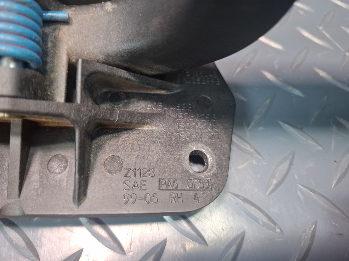 2003-2007 Hummer H2 Front Right Pass Side Door Interior Handle