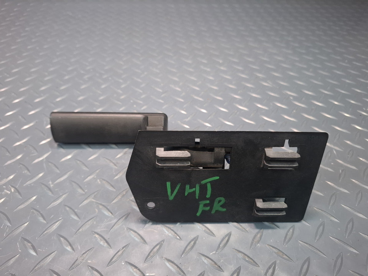 2003-2007 Hummer H2 Front Right Pass Side Door Interior Handle