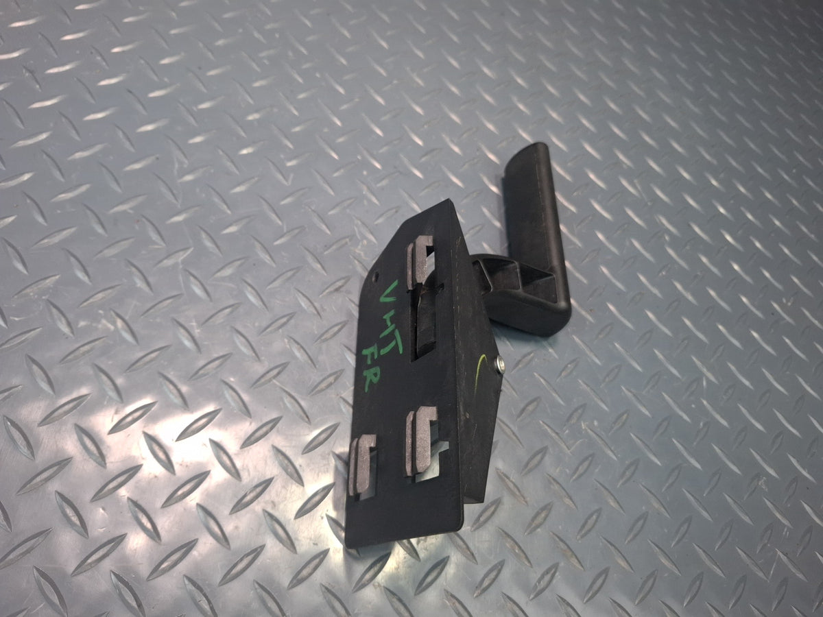 2003-2007 Hummer H2 Front Right Pass Side Door Interior Handle