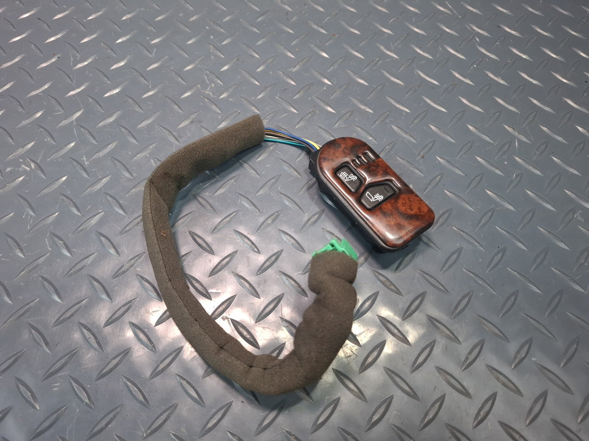 2005-2007 Hummer H2 Front Right Pass Side Door Seat Heat Heater Switch
