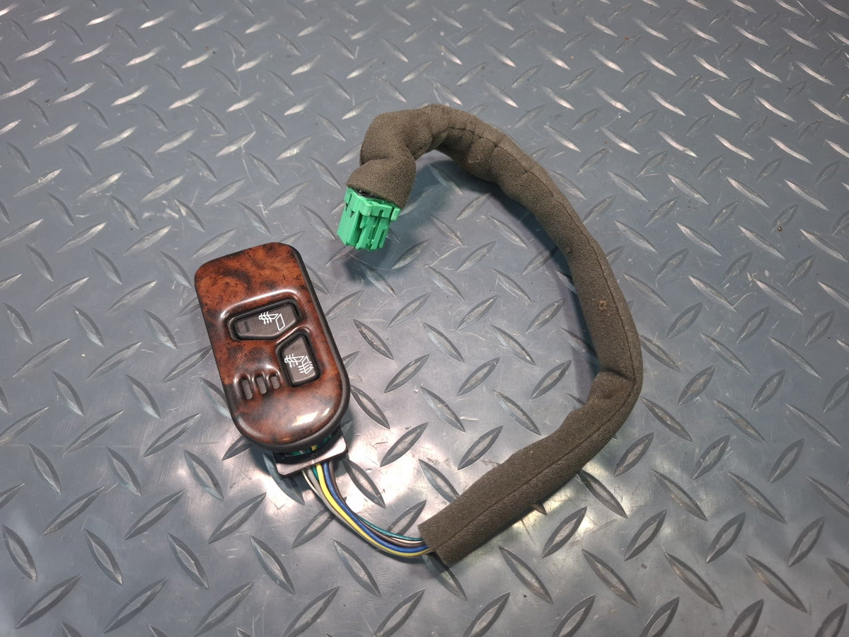 2005-2007 Hummer H2 Front Right Pass Side Door Seat Heat Heater Switch