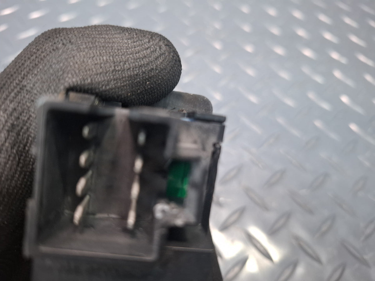 2003-2007 Hummer H2 Rear Right Side Door Window Control Switch 15093146