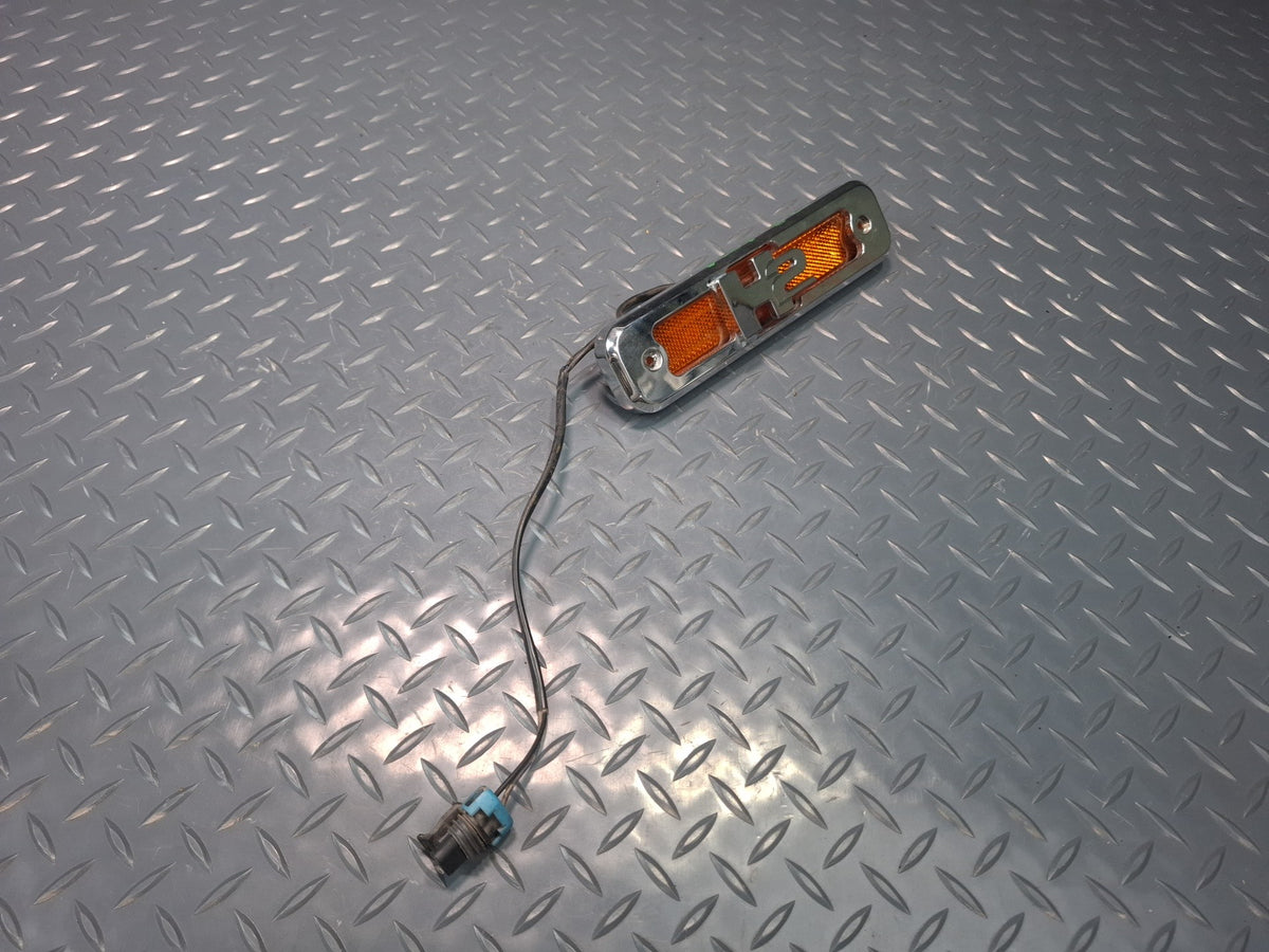 2003-2009 Hummer H2 Front Left Side Fender Panel Marker Lamp Light