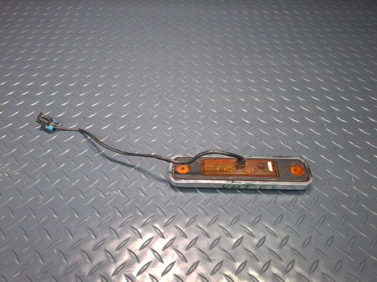 2003-2009 Hummer H2 Front Left Side Fender Panel Marker Lamp Light