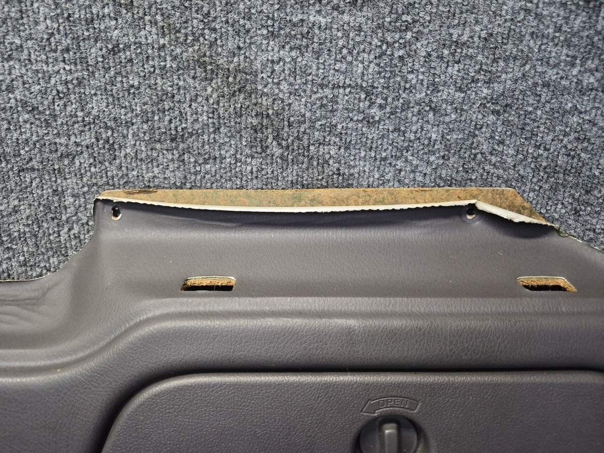 93-95 Toyota Hiace KZH106W Rear Right Third ROW Lower Trim Panel Brown Damaged
