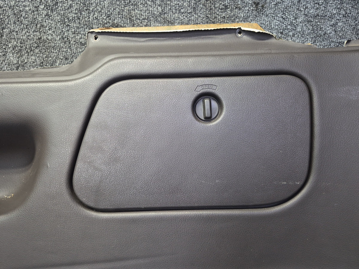 93-95 Toyota Hiace KZH106W Rear Right Third ROW Lower Trim Panel Brown Damaged