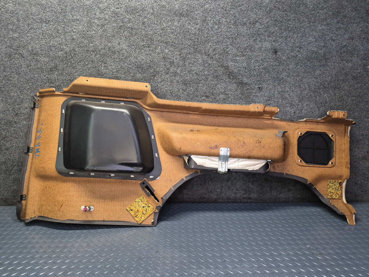 93-95 Toyota Hiace KZH106W Rear Right Third ROW Lower Trim Panel Brown Damaged