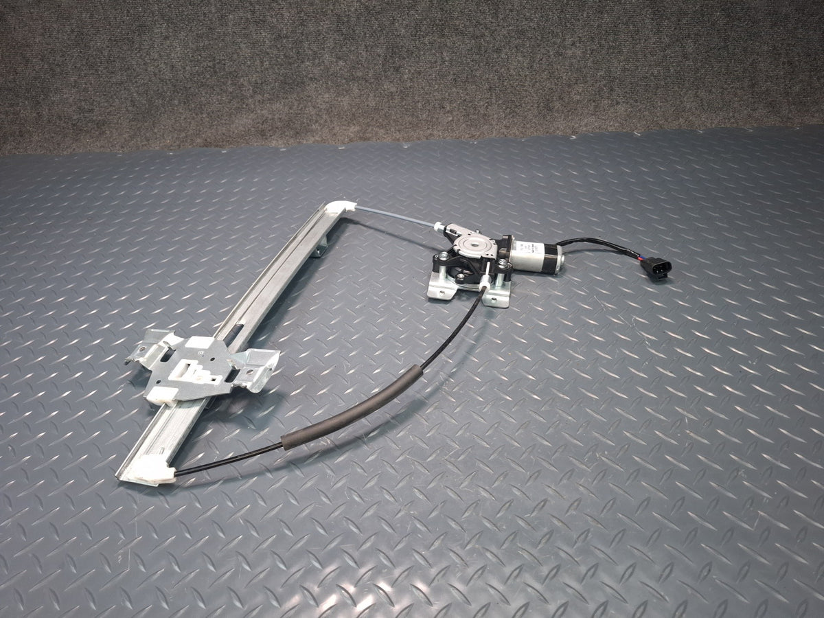 2003-2009 Hummer H2 Rear Right Side Door Window Regulator w Motor