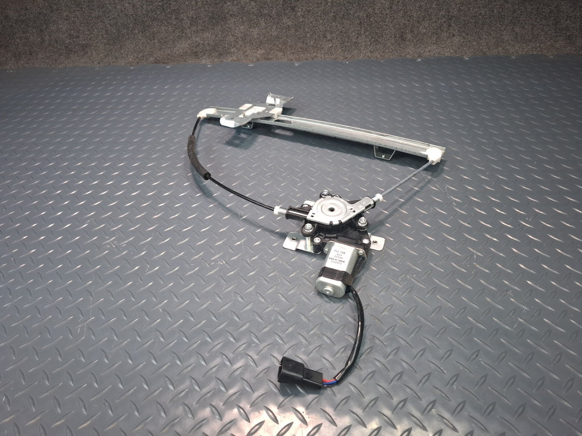 2003-2009 Hummer H2 Rear Right Side Door Window Regulator w Motor
