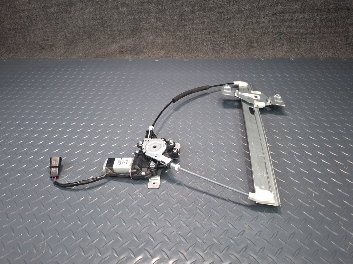 2003-2009 Hummer H2 Rear Right Side Door Window Regulator w Motor