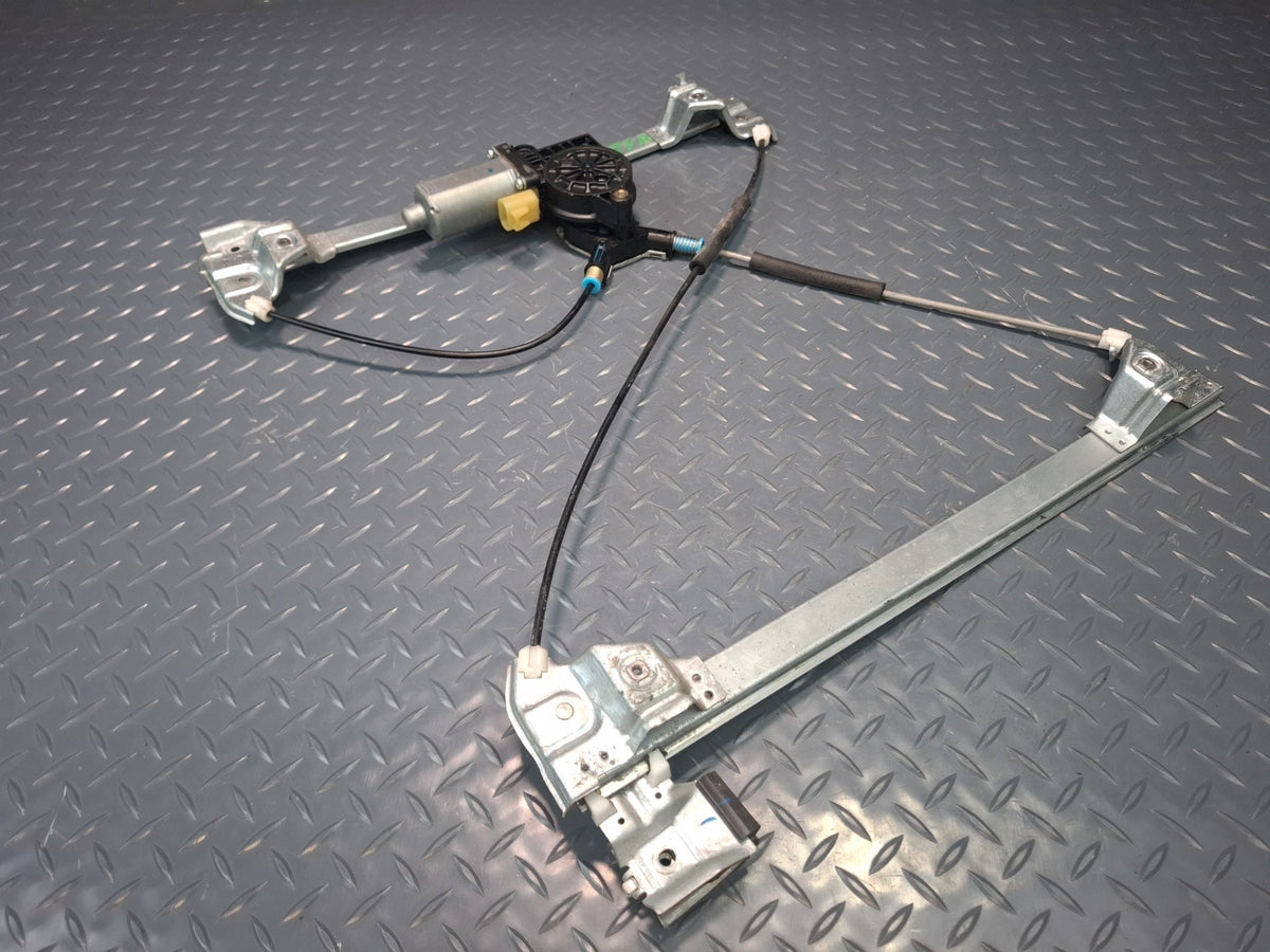 2003-2009 Hummer H2 Front Right Side Door Window Regulator W/ Motor