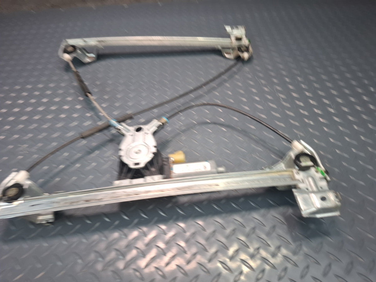 2003-2009 Hummer H2 Front Left Side Door Window Regulator W/ Motor