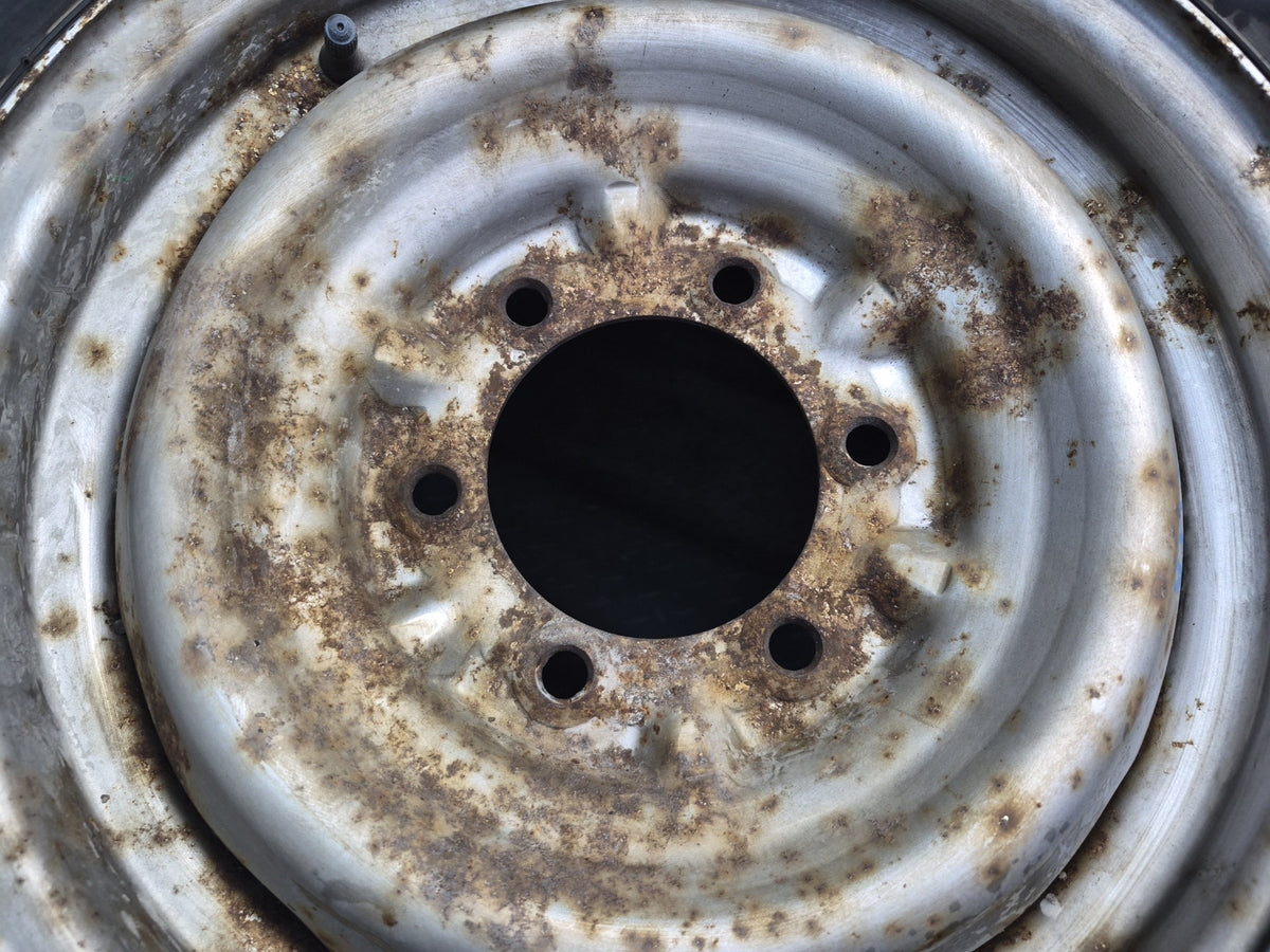 94-95 Toyota Hiace KZH106W Spare Tire R15 15" Wheel 15x6J ET36 215/70 OEM