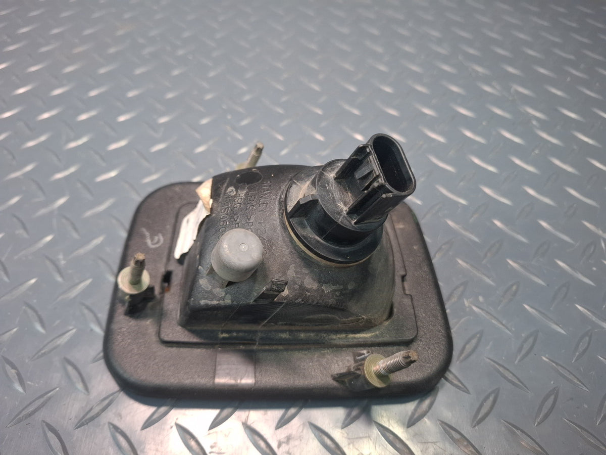2003-2009 Hummer H2 Front Left Side Turn Signal Parking Light Lamp