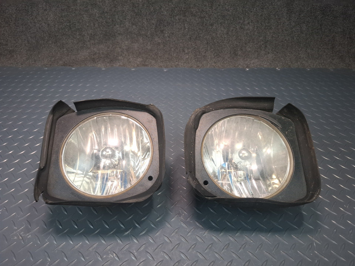 2003-2007 Hummer H2 Front Left & Right Halogen Headlight Lamp Set of 2
