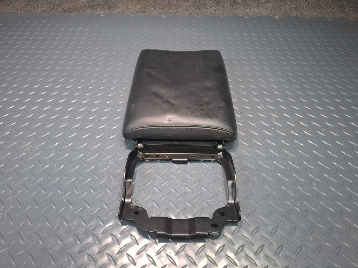 2010 Lexus UVF46L LS600h Center Console Leather Armrest Lid Cover OEM