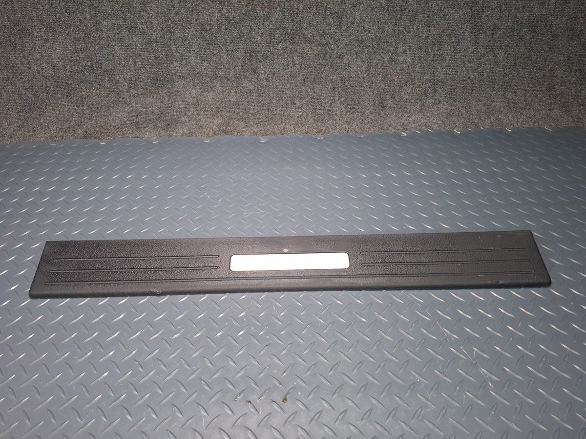 02-05 Ford Thunderbird Set of 2 Left & Right Door Scuff Sill Plate Trim Panel