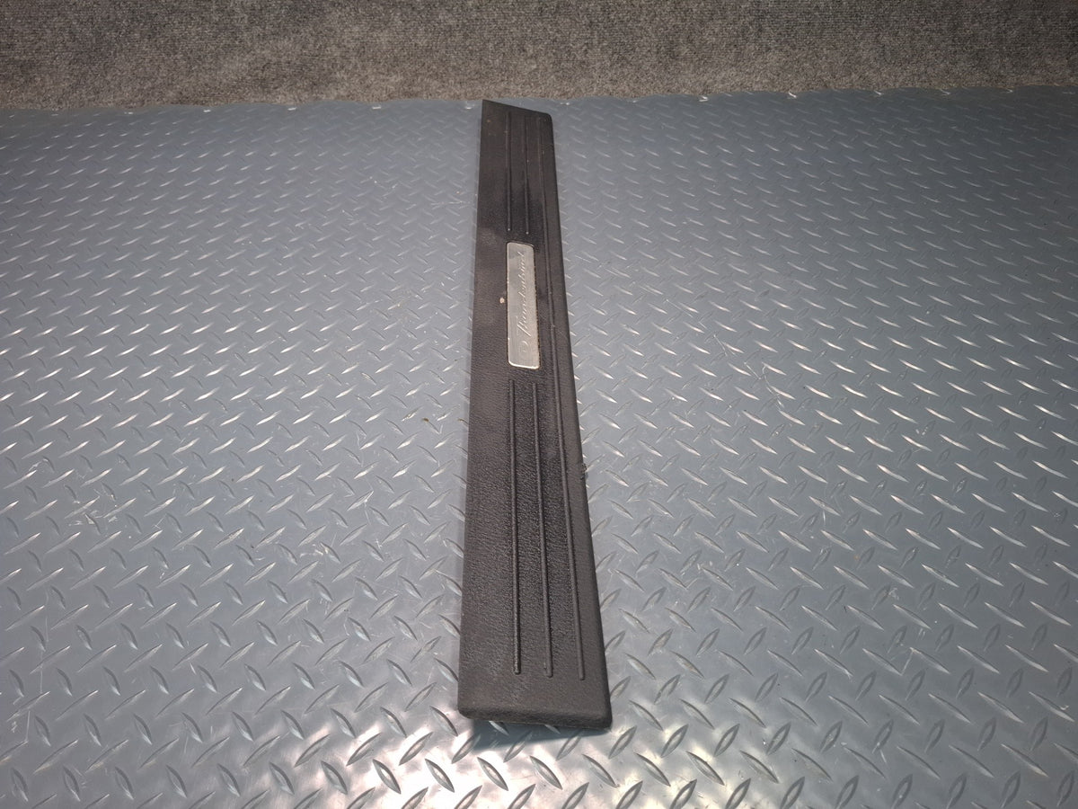 02-05 Ford Thunderbird Set of 2 Left & Right Door Scuff Sill Plate Trim Panel