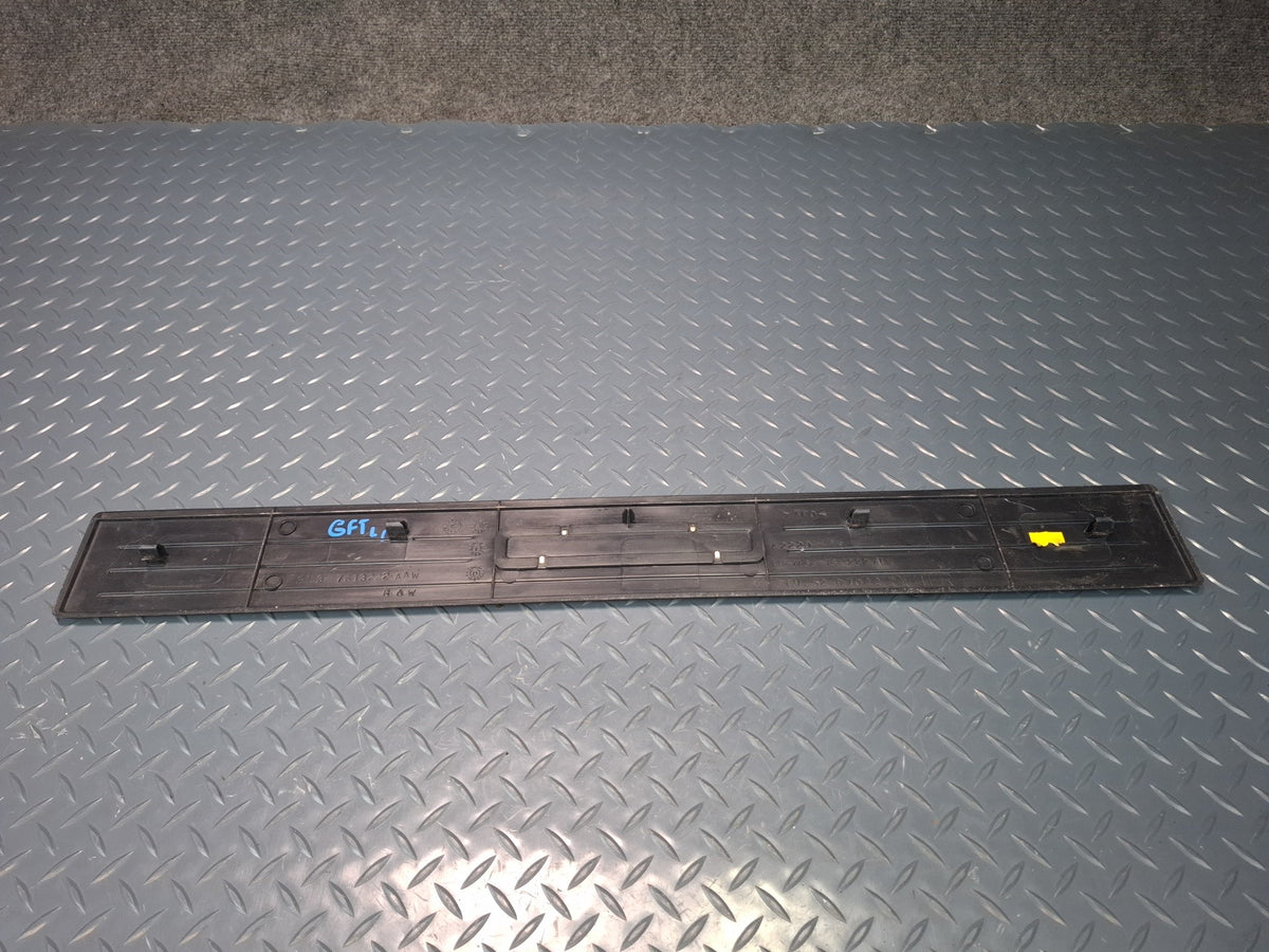 02-05 Ford Thunderbird Set of 2 Left & Right Door Scuff Sill Plate Trim Panel
