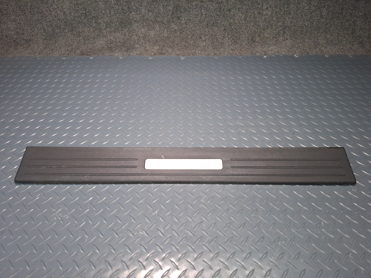 02-05 Ford Thunderbird Set of 2 Left & Right Door Scuff Sill Plate Trim Panel