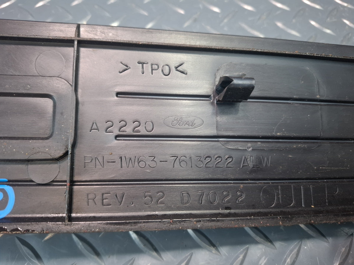 02-05 Ford Thunderbird Set of 2 Left & Right Door Scuff Sill Plate Trim Panel