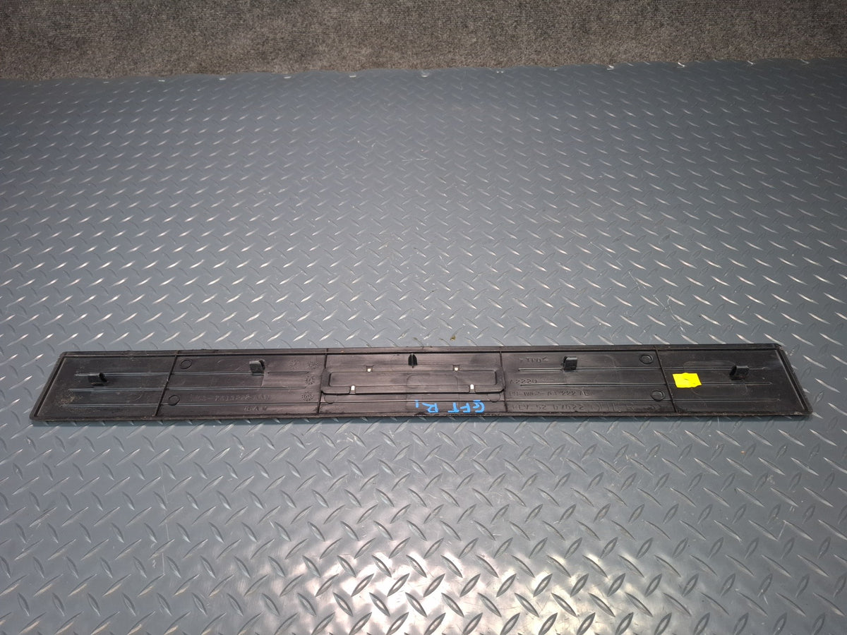 02-05 Ford Thunderbird Set of 2 Left & Right Door Scuff Sill Plate Trim Panel