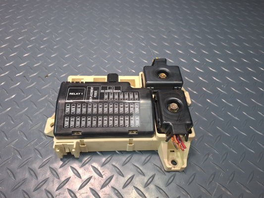 02-05 Ford Thunderbird Cabin Fuse Relay Box Module OEM