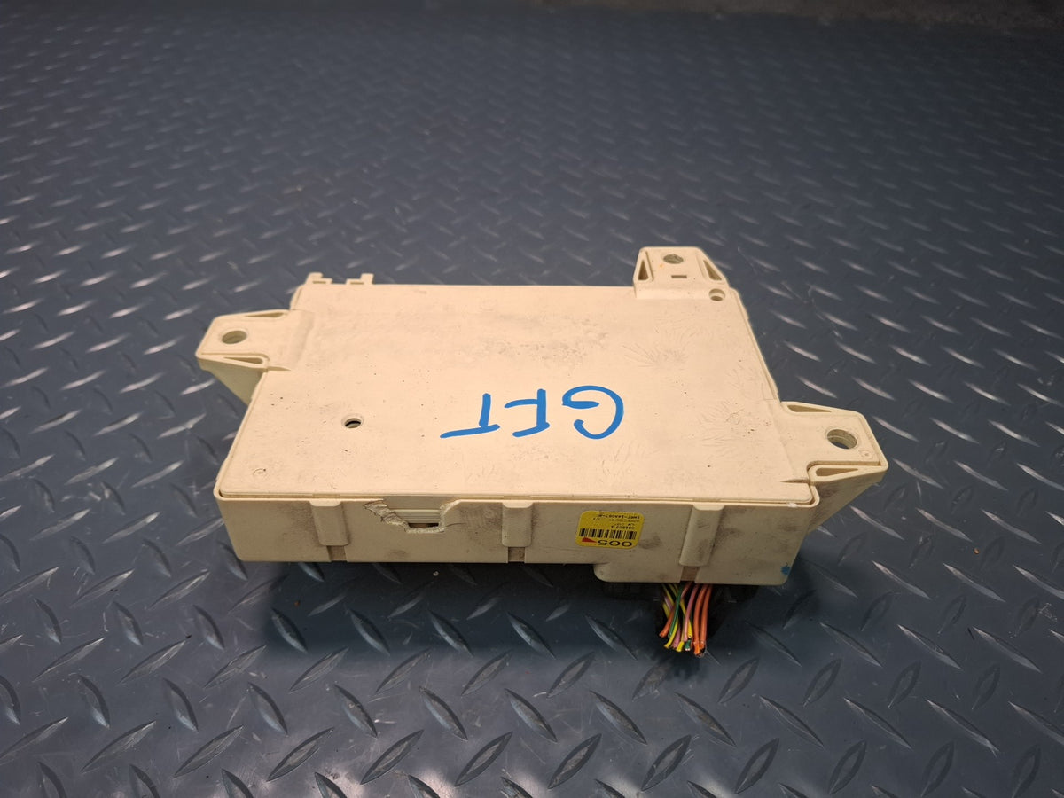 02-05 Ford Thunderbird Cabin Fuse Relay Box Module OEM