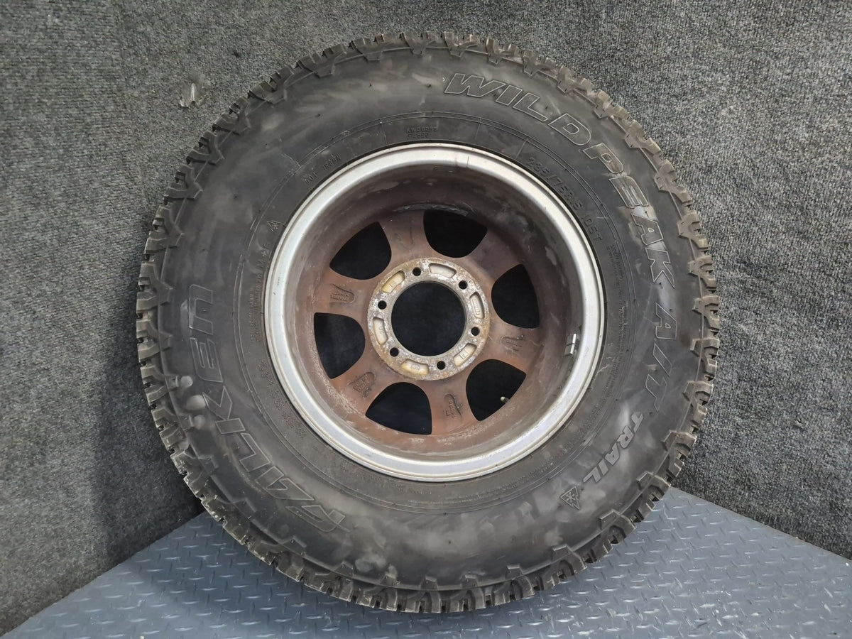 94-95 Toyota Hiace Set of 4 Weds R15" Alloy Wheel Rim 15x6.5J ET28 235/75 OEM