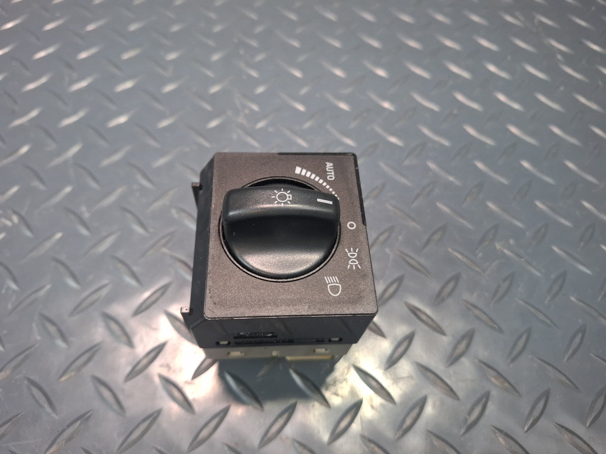 02-05 Ford Thunderbird Headlight Lamp Control Switch XW4T-11654-CA OEM