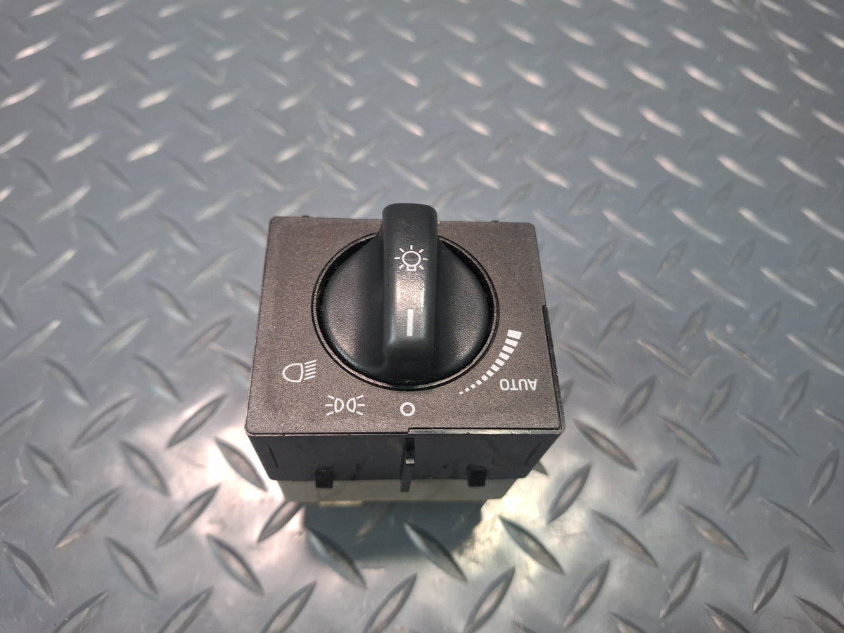 02-05 Ford Thunderbird Headlight Lamp Control Switch XW4T-11654-CA OEM