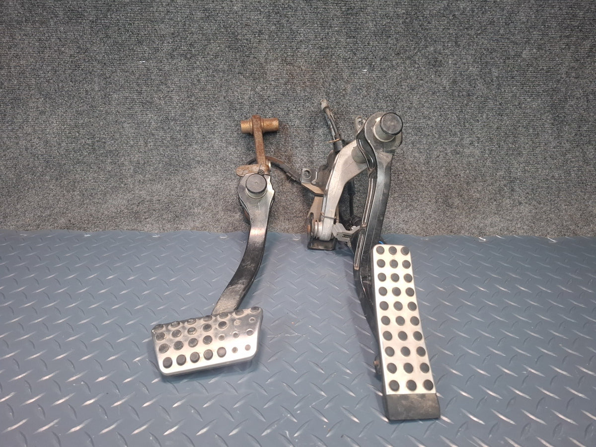 05-06 Dodge RAM SRT10 DR Set of 2 Gas & Brake Pedal OEM