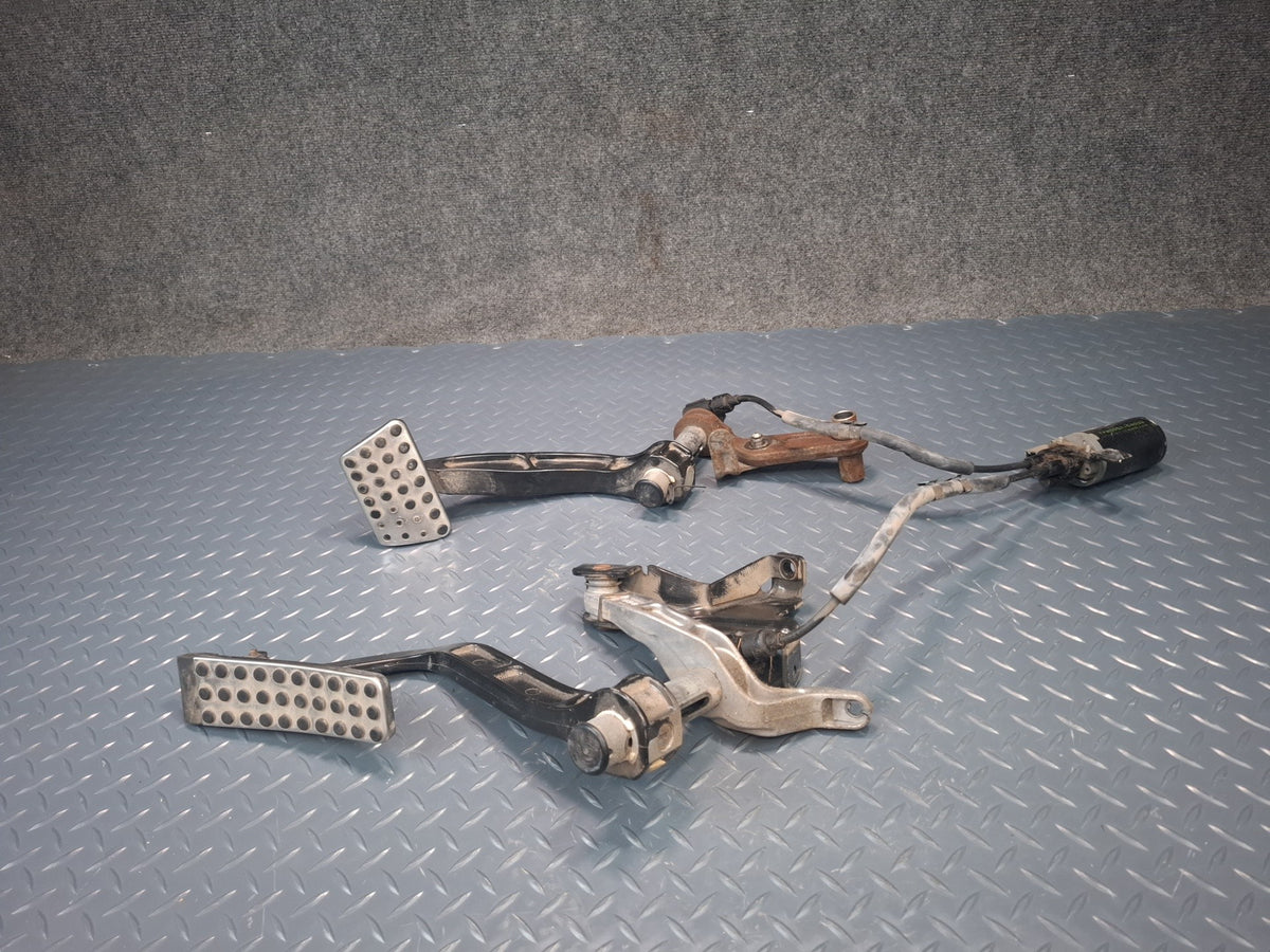 05-06 Dodge RAM SRT10 DR Set of 2 Gas & Brake Pedal OEM